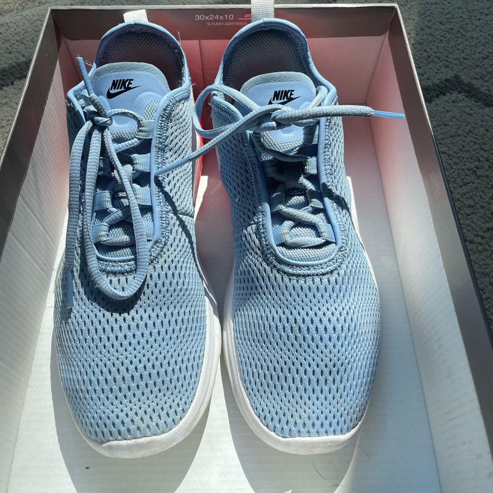 Only worn them a couple of times still in perfect condition